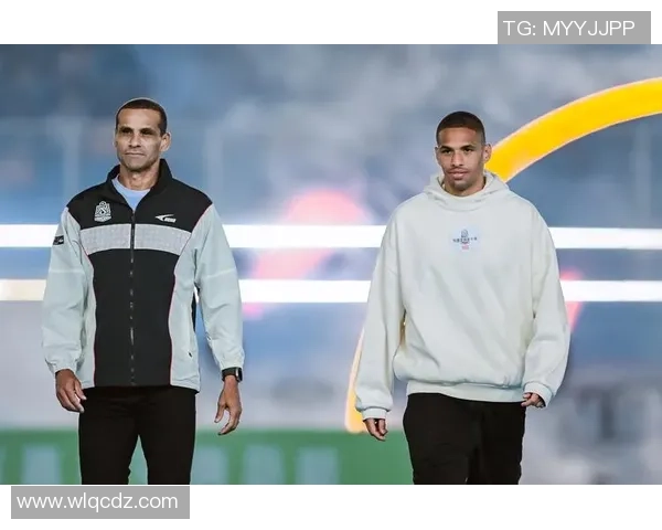 娱乐圈明星与足球明星的跨界合作与友谊探讨