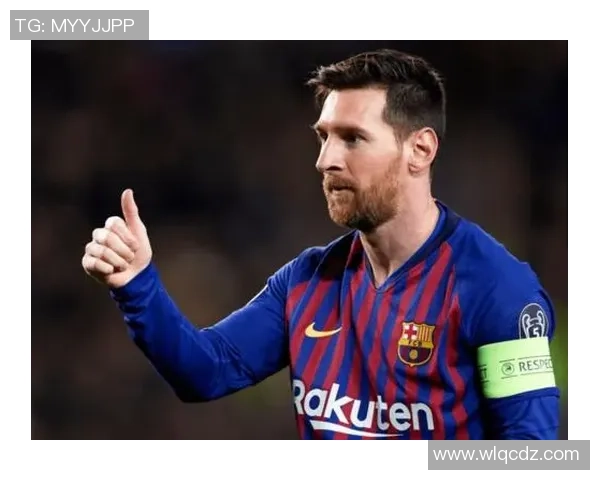 足球明星背后的艰辛历程与奋斗故事揭秘